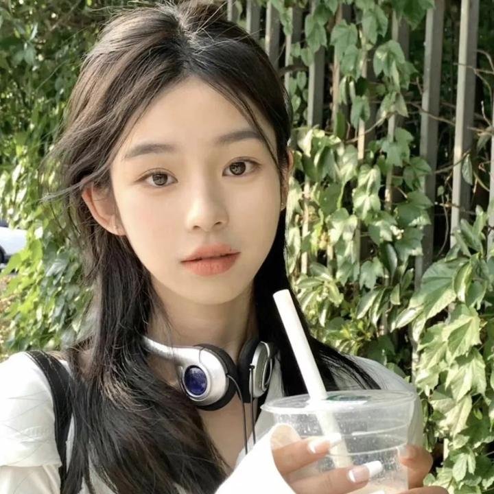绿林艳妹